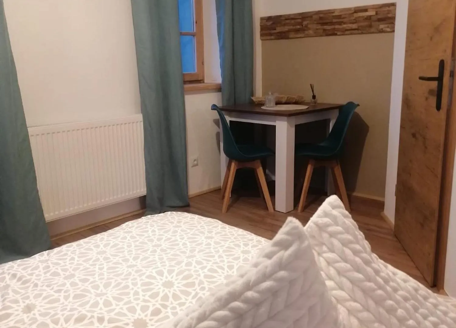Bed and Breakfast Voeltl-Hof Büchlberg Frühstückspension